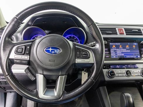Used 2017 Subaru Outback 2.5i Premium image 30
