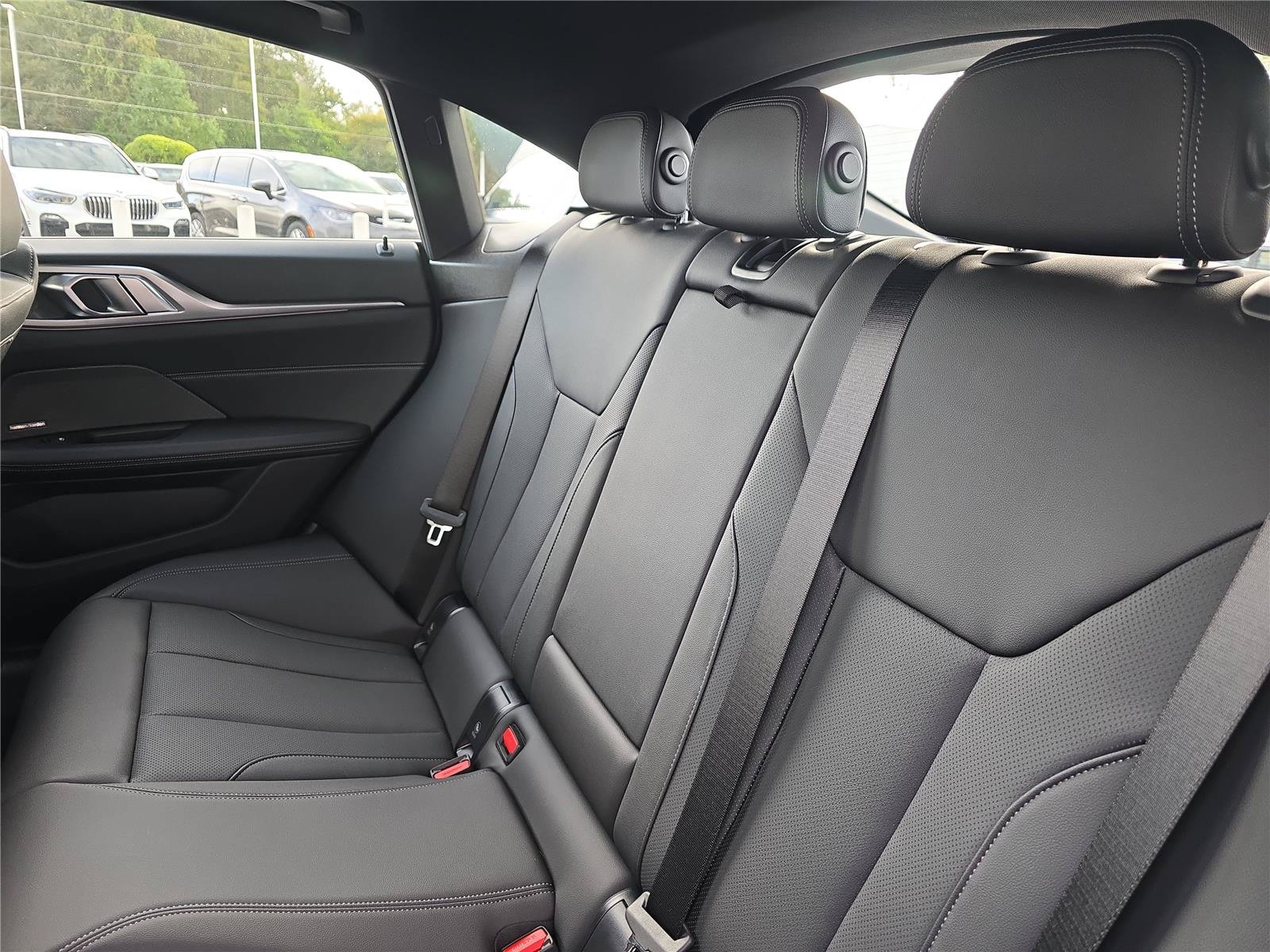 Used 2026 BMW 430i w/ Premium Package RWD image 12