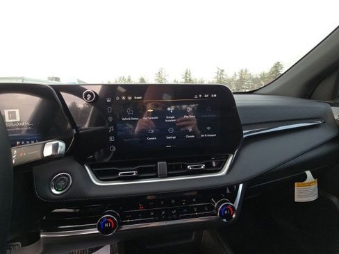 New 2026 Chevrolet Equinox LT w/ Convenience Package II image 10