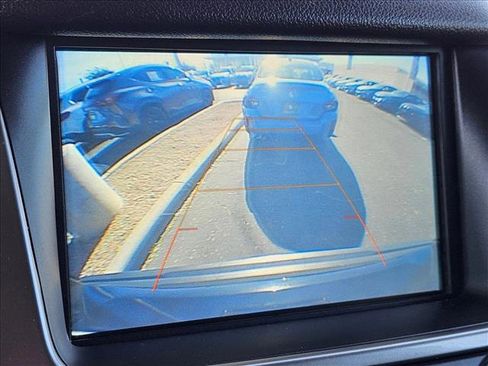 Used 2019 Chevrolet Suburban LT image 14