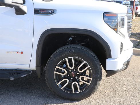New 2026 GMC Sierra 1500 AT4 w/ AT4 Premium Package image 9