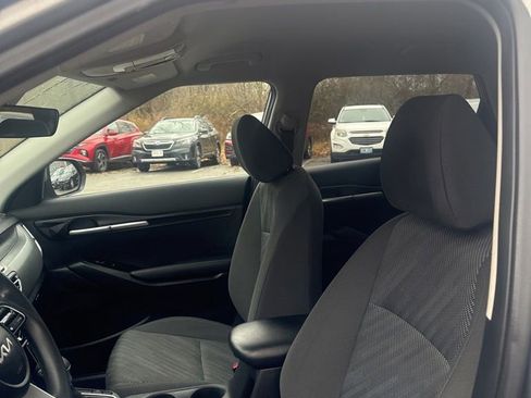 Used 2023 Kia Seltos LX image 30