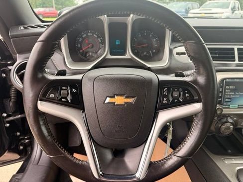 Used 2015 Chevrolet Camaro LT RWD image 12