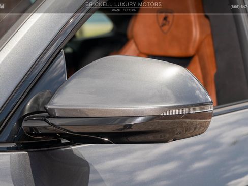 Used 2019 Lamborghini Urus AWD/4WD image 60