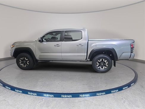 Used 2020 Toyota Tacoma TRD Off-Road image 9
