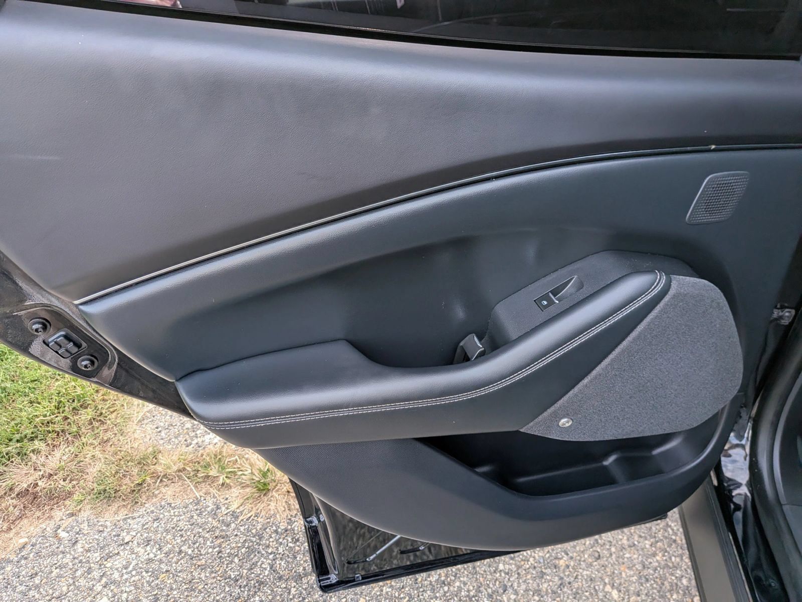 Used 2022 Ford Mustang Mach-E Premium RWD image 30