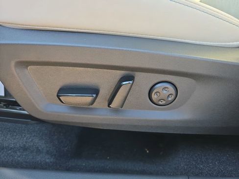 New 2026 Nissan Murano Platinum image 14