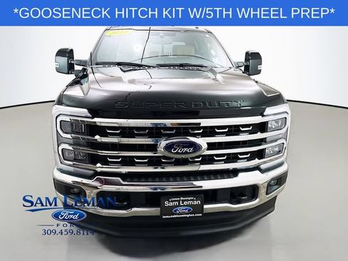 Used 2023 Ford F250 Lariat AWD/4WD image 2