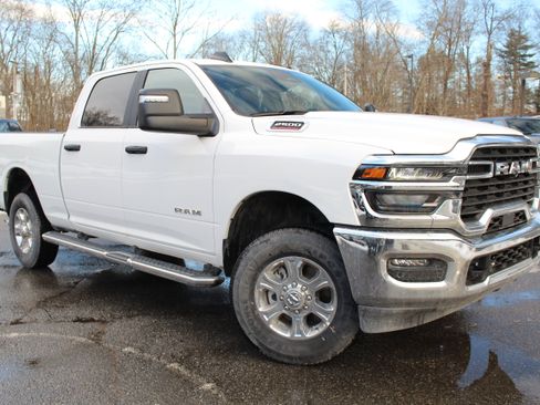 Used 2025 RAM 2500 Big Horn image 4
