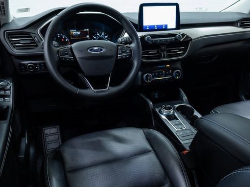 Used 2022 Ford Escape SEL image 18