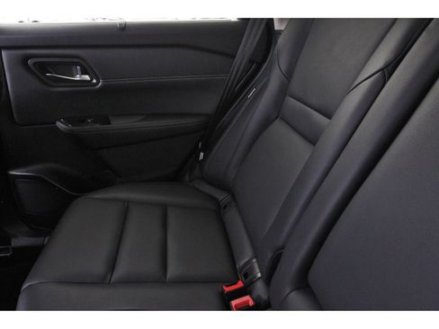 Certified 2025 Nissan Rogue SL w/ Tech Package AWD/4WD image 14