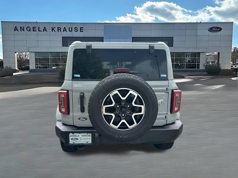 New 2026 Ford Bronco Outer Banks AWD/4WD image 6