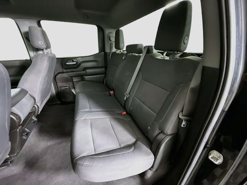 Used 2020 Chevrolet Silverado 1500 Custom w/ Custom Value Package AWD/4WD image 23