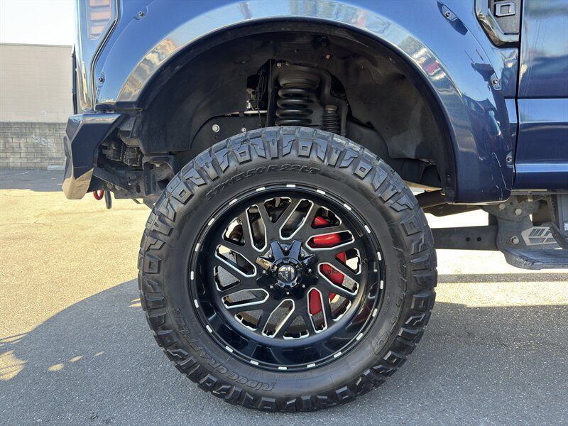 Used 2019 Ford F250 Lariat AWD/4WD image 8