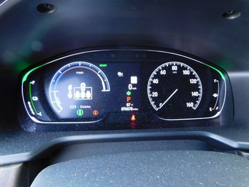 Used 2021 Honda Accord Touring image 6