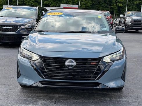 Used 2025 Nissan Sentra SR w/ Midnight Edition FWD image 11