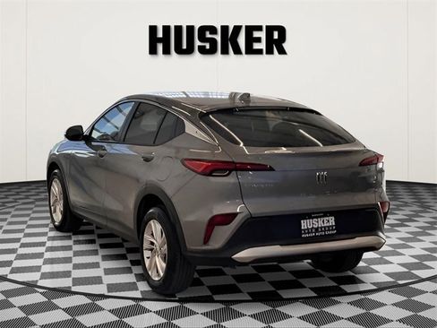 Used 2025 Buick Envista Preferred image 5