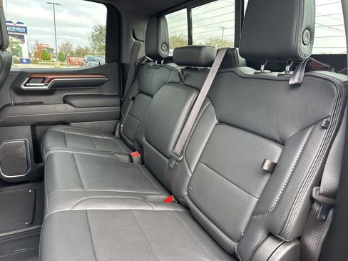 Used 2023 GMC Sierra 1500 Denali image 12