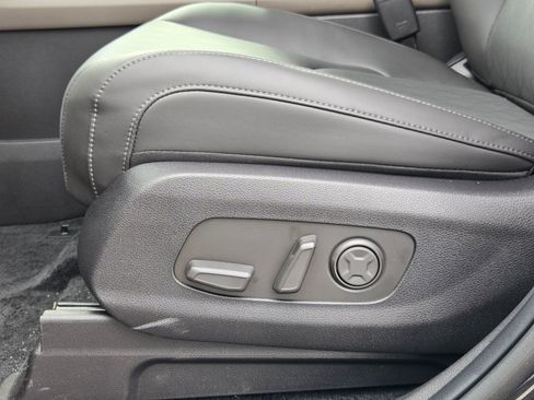 New 2026 Kia Carnival LXS image 22