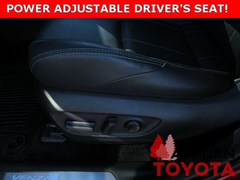 Certified 2024 Toyota Venza Limited image 15
