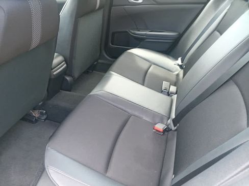 Used 2019 Honda Civic Sport image 19