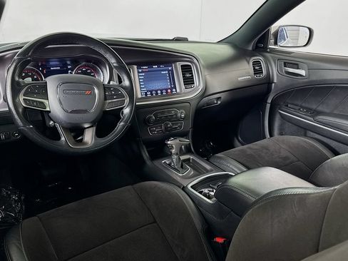 Used 2020 Dodge Charger R/T w/ Plus Group RWD image 33