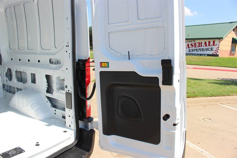 Used 2026 Ford Transit 250 148 Medium Roof RWD image 14