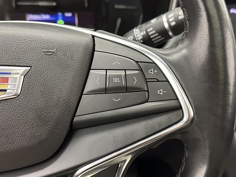 Used 2019 Cadillac XT5 Luxury image 23