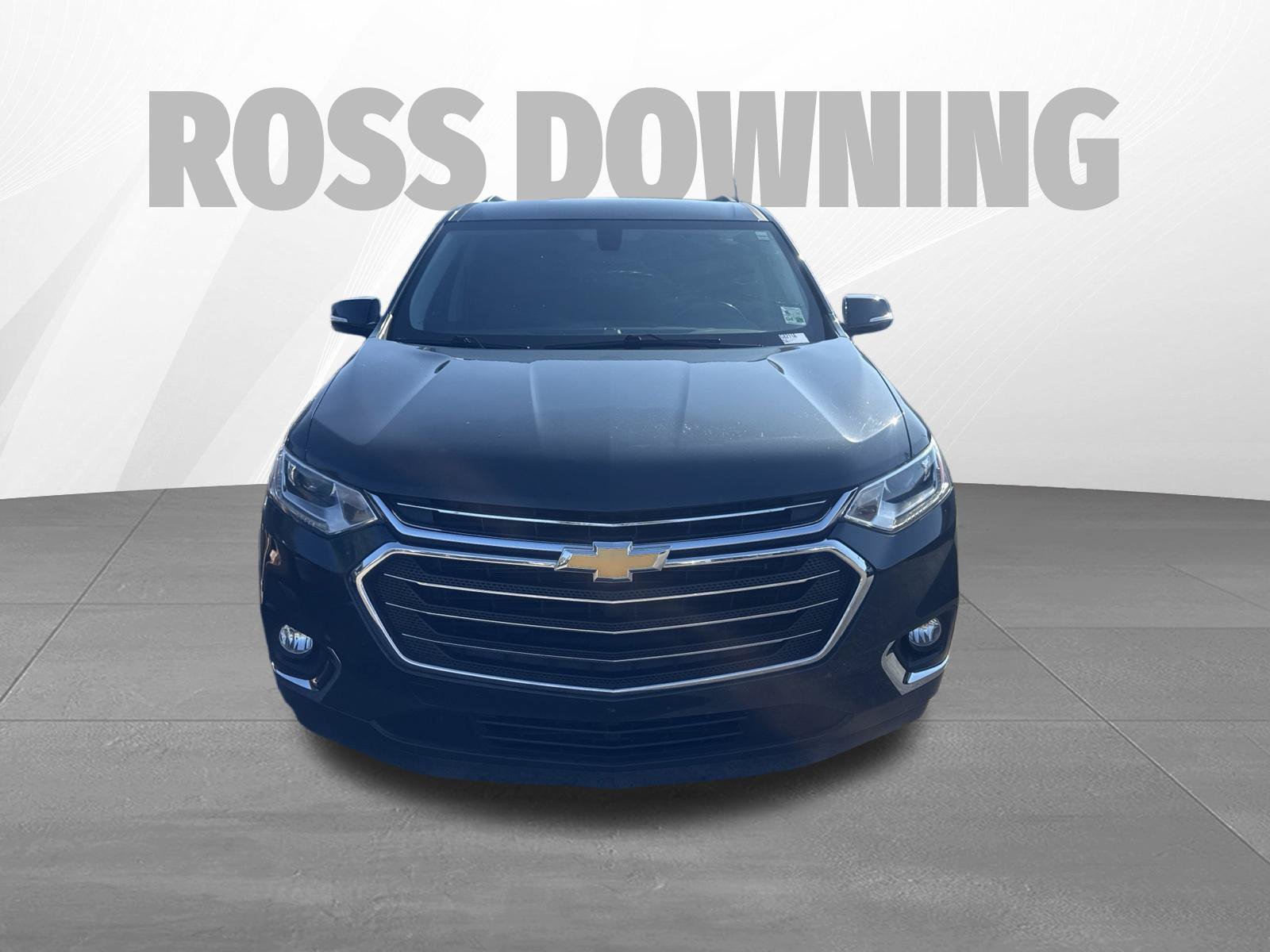 Used 2019 Chevrolet Traverse LT FWD image 2