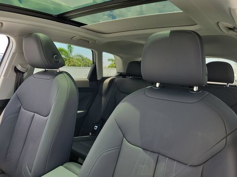New 2026 Audi Q3 quattro 2.0T AWD/4WD image 16