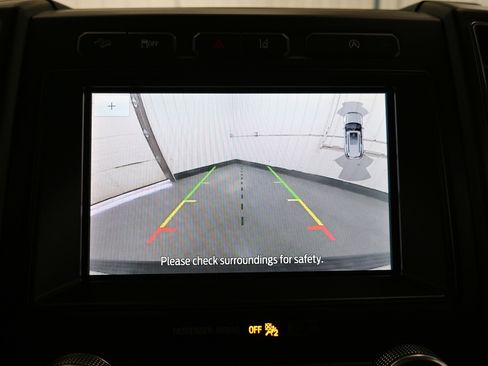 Used 2021 Ford Expedition Max Limited image 18