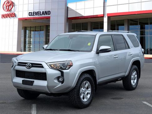 Used 2024 Toyota 4Runner SR5 Premium w/ Moonroof Package AWD/4WD image 4