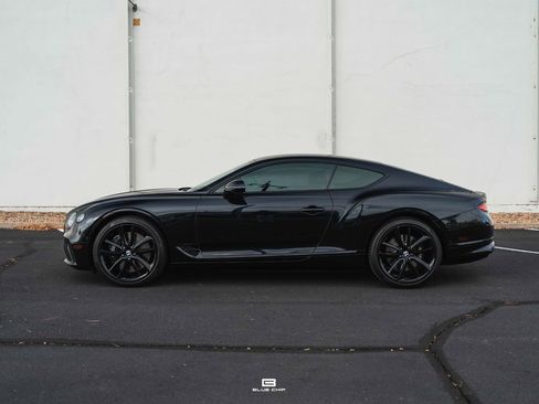 Used 2022 Bentley Continental GT image 2