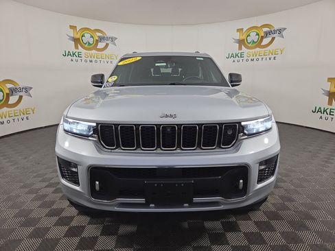 Used 2022 Jeep Grand Cherokee L Overland w/ Advanced Protech Group III image 2