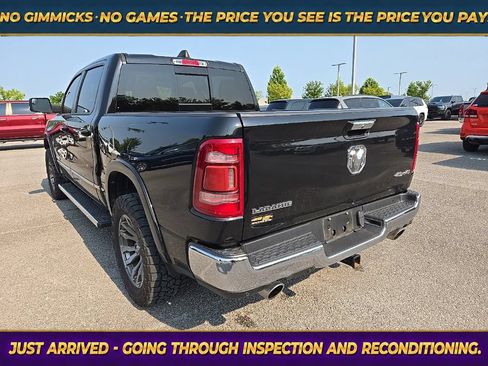 Used 2022 RAM 1500 Laramie AWD/4WD image 5