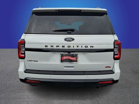 Used 2023 Ford Expedition Limited AWD/4WD image 5