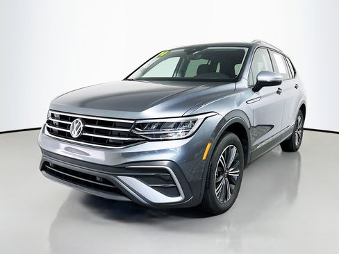 Used 2024 Volkswagen Tiguan Wolfsburg Edition image 10