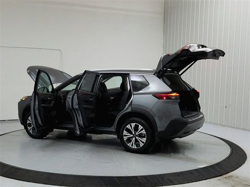 Used 2023 Nissan Rogue SV w/ SV Premium Package image 13