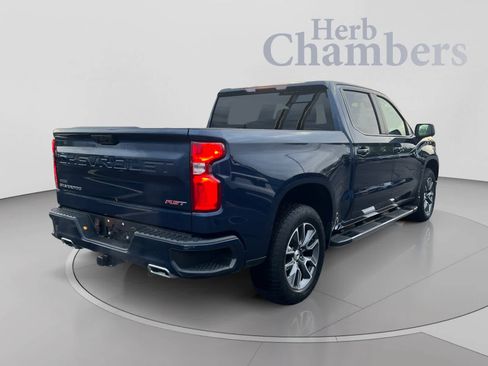 Used 2023 Chevrolet Silverado 1500 RST AWD/4WD image 3