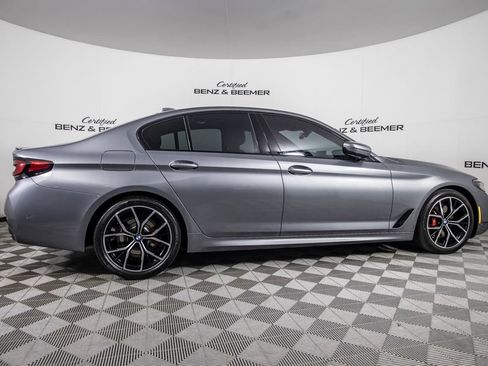 Used 2023 BMW 530i w/ M Sport Package RWD image 4