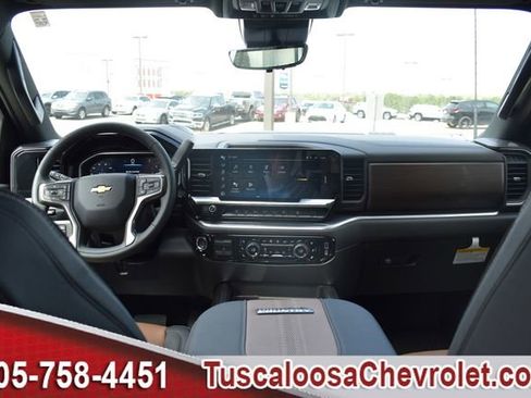 New 2026 Chevrolet Silverado 2500 High Country w/ High Country Premium Package AWD/4WD image 3