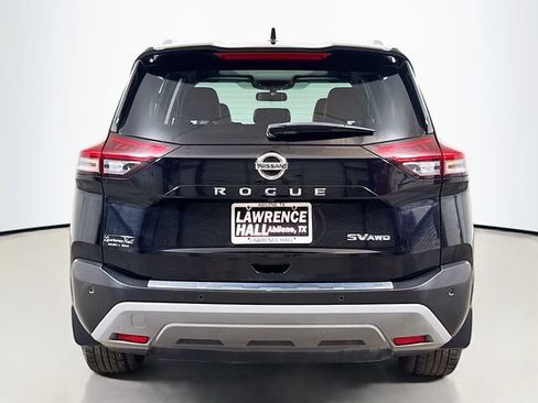 Used 2021 Nissan Rogue SV w/ Premium Package AWD/4WD image 5