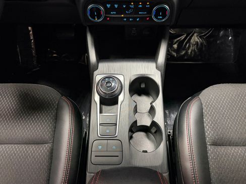 Certified 2025 Ford Escape ST-Line Select AWD/4WD image 25
