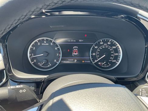 Used 2024 INFINITI QX60 Pure w/ Cargo Package image 19