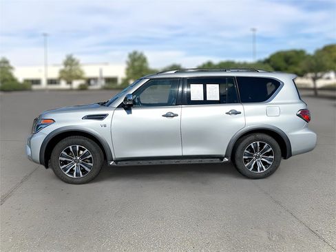 Used 2020 Nissan Armada SL w/ Premium Package image 29
