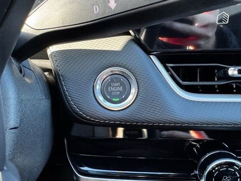 New 2026 Chevrolet Equinox LT AWD/4WD image 30