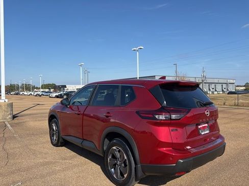 New 2026 Nissan Rogue SV image 2