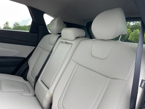 Used 2025 Hyundai Tucson SEL FWD image 38
