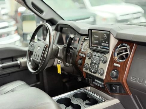 Used 2014 Ford F350 Lariat w/ Lariat Interior Package AWD/4WD image 14