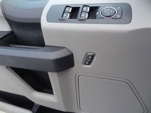 Used 2020 Ford F150 XL w/ Equipment Group 101A Mid AWD/4WD image 14